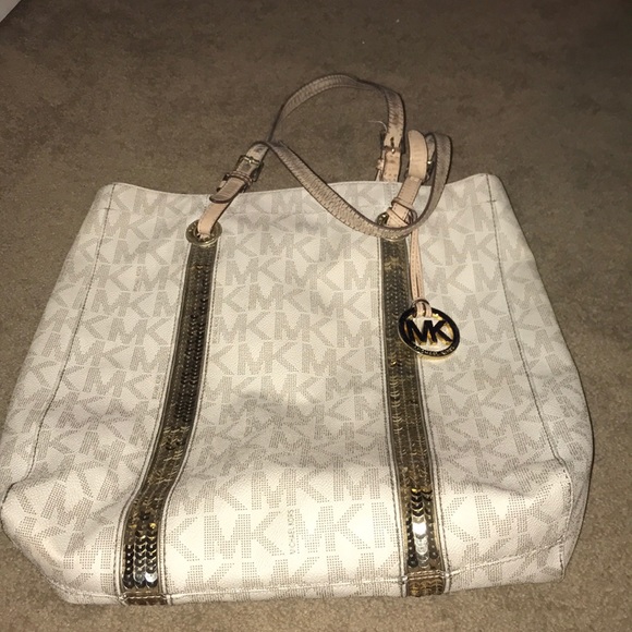 Michael Kors Handbags - Michael Kors Tote with sparkles